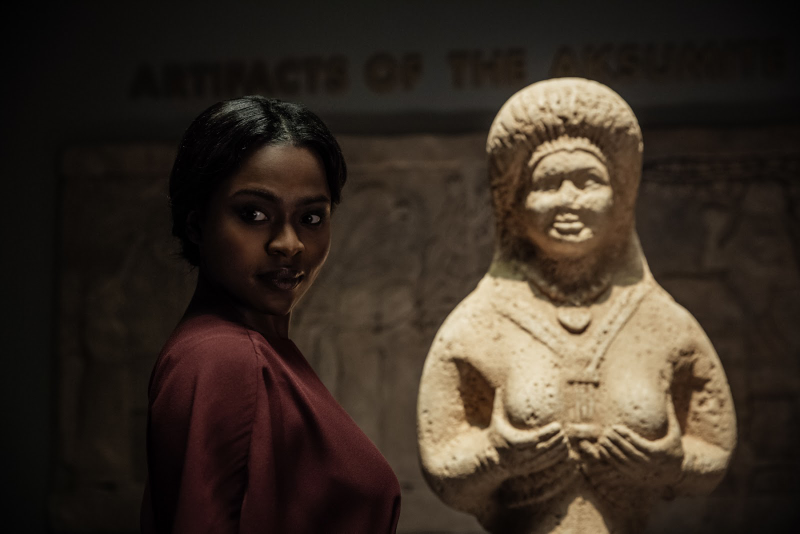 Illustration for article titled Conversations with God: Yetide Badaki's Bilquis Brings a Lot of Love to American Gods